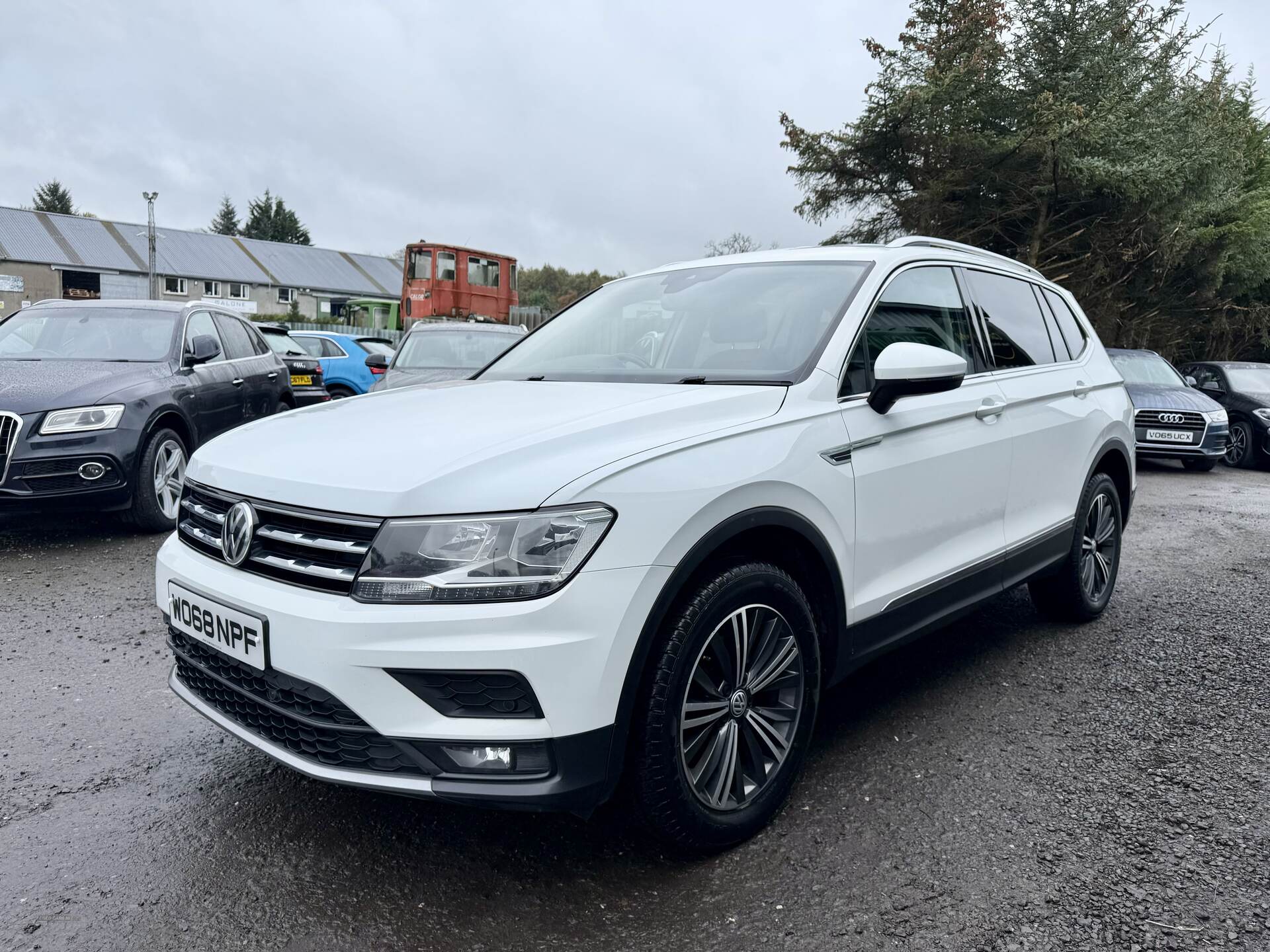 Volkswagen Tiguan Allspace DIESEL ESTATE in Down