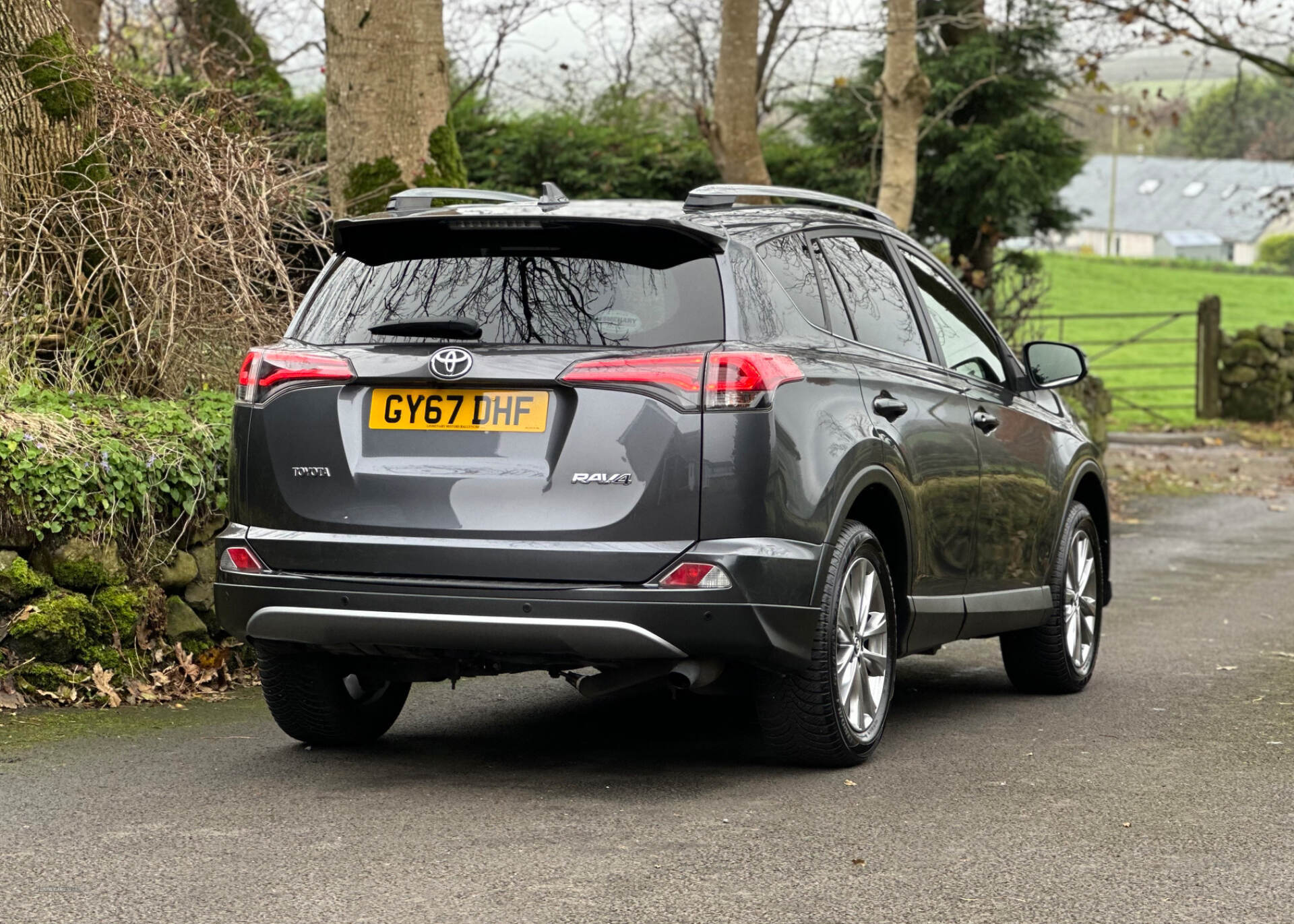 Toyota RAV4 DIESEL ESTATE in Antrim