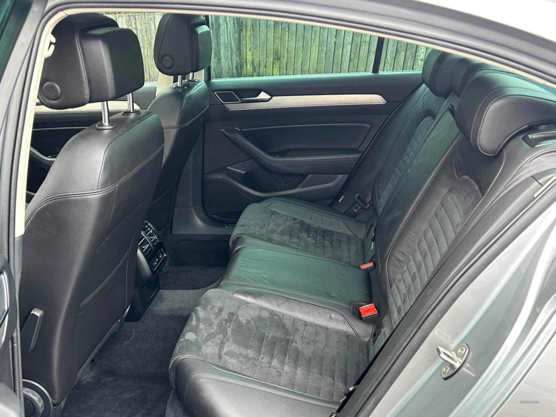 Mar 2018 Volkswagen Passat 2.0 TDI GT 4dr [Panoramic Roof]