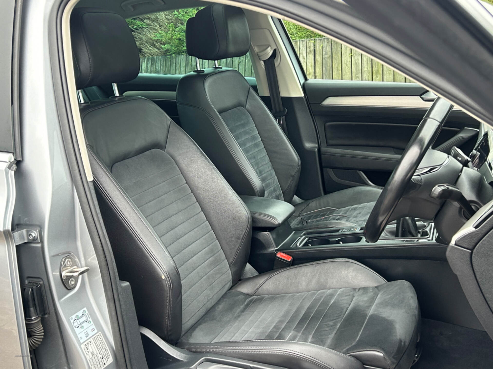 Mar 2018 Volkswagen Passat 2.0 TDI GT 4dr [Panoramic Roof]