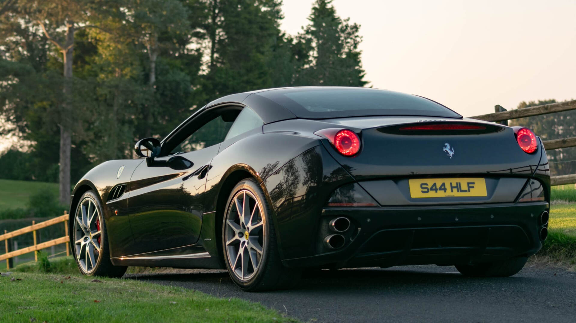 Ferrari California CONVERTIBLE in Down