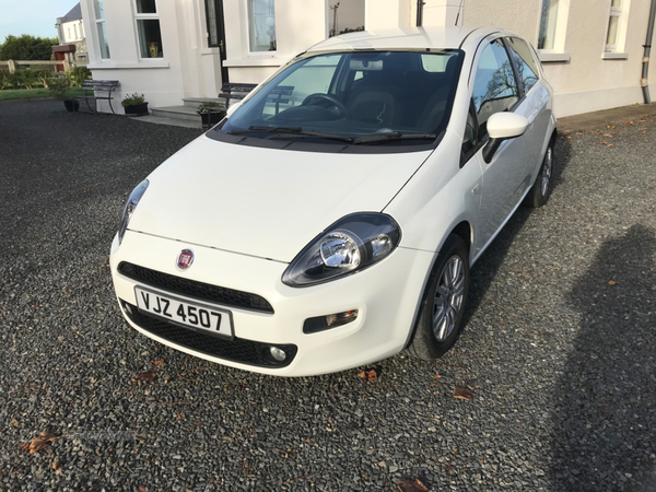 Fiat Punto HATCHBACK in Down