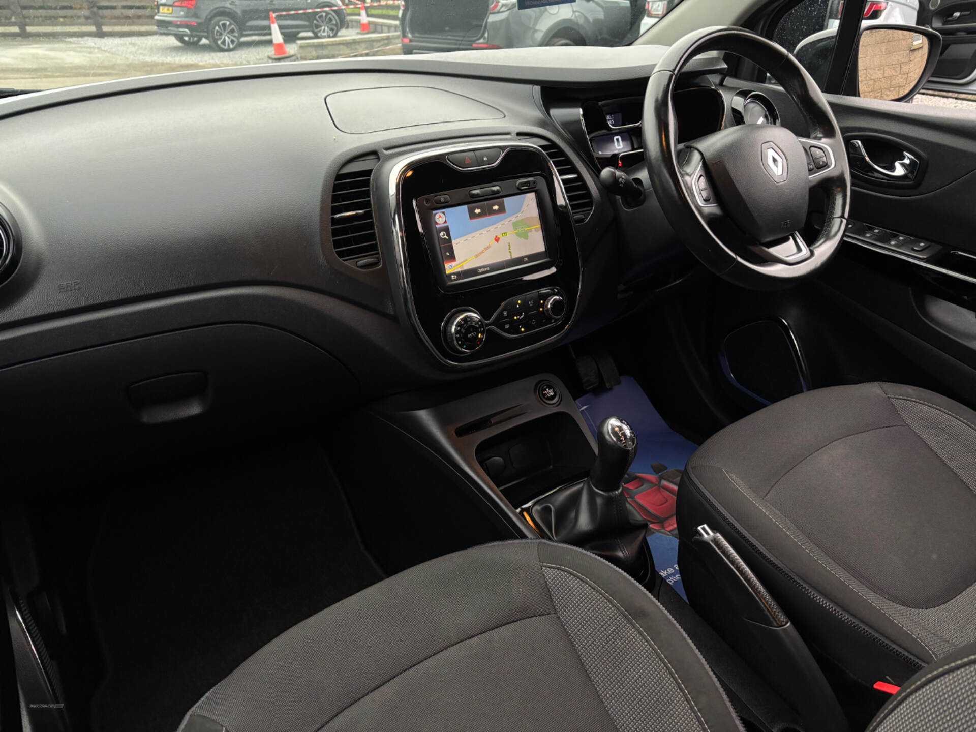 Renault Captur DIESEL HATCHBACK in Derry / Londonderry