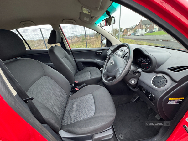 Hyundai i10 HATCHBACK in Antrim