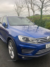 Volkswagen Touareg 3.0 V6 TDI BlueMotion Tec R-Line Plus 5dr Tip Auto in Antrim