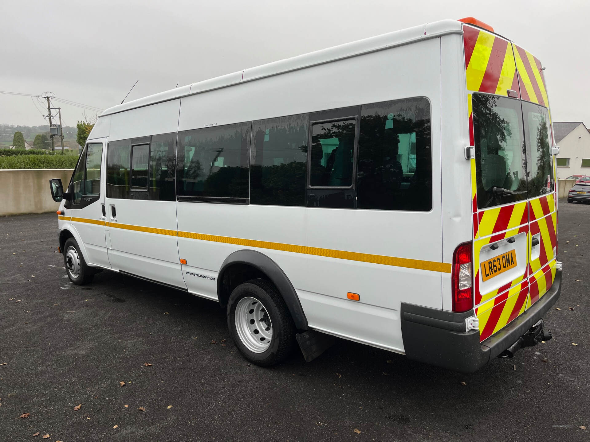 Feb 2014 Ford Transit Medium Roof 17 Seater TDCi 135ps