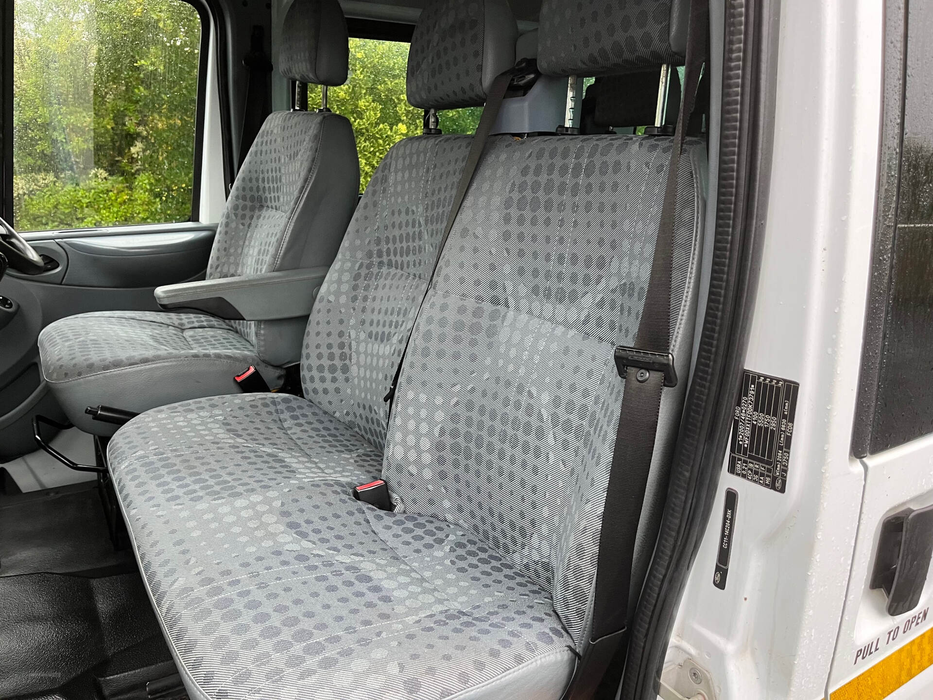 Feb 2014 Ford Transit Medium Roof 17 Seater TDCi 135ps