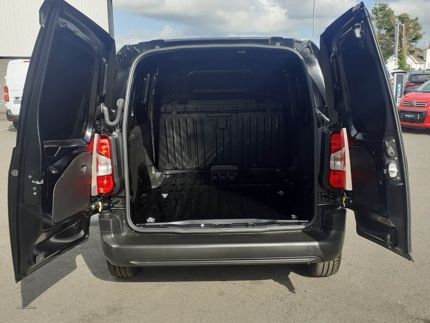 May 2024 Vauxhall Combo 2300 1.5 Turbo D 100ps H1 Prime Van