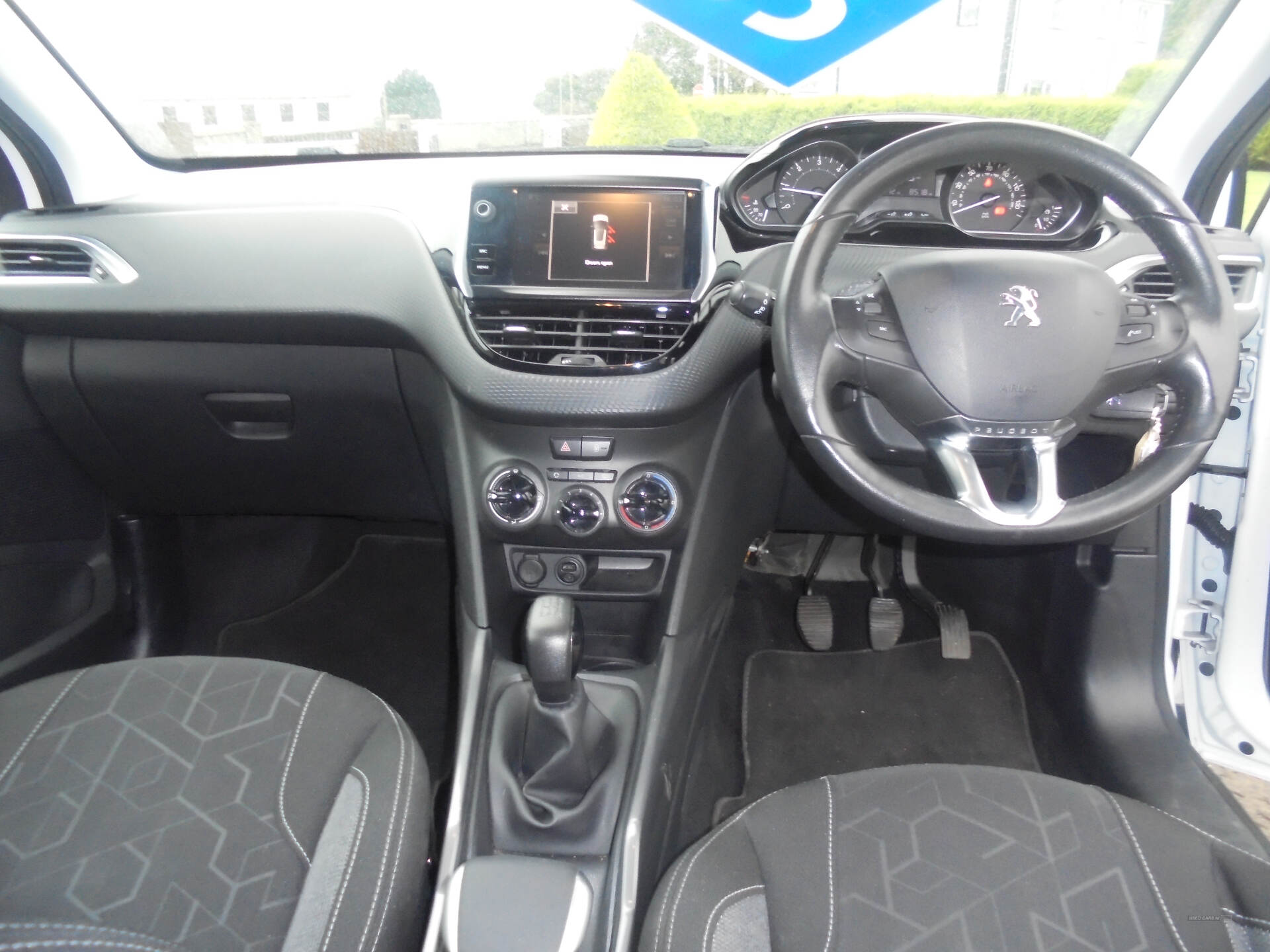 Peugeot 2008 DIESEL ESTATE in Antrim