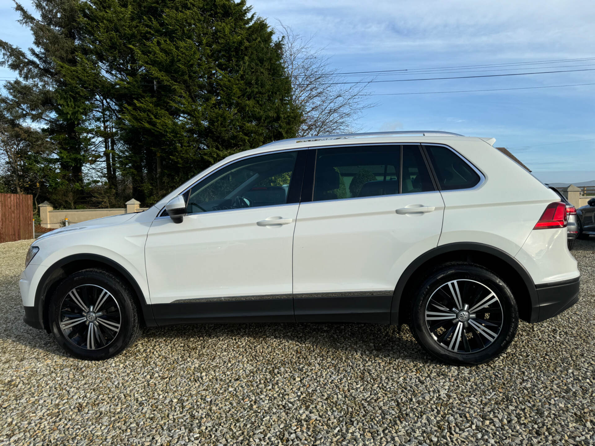 Volkswagen Tiguan DIESEL ESTATE in Down