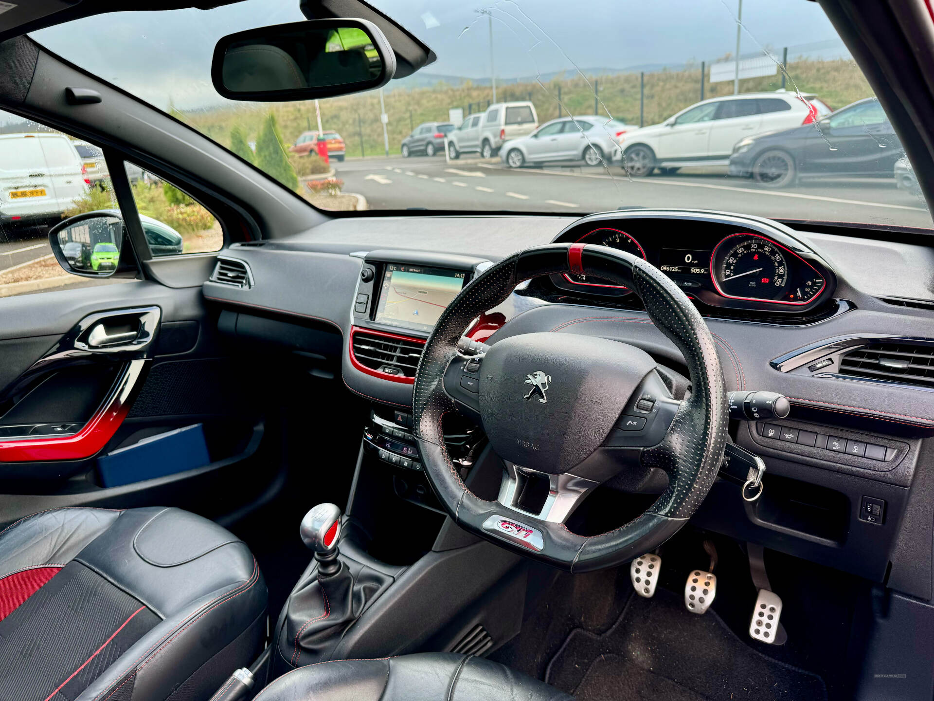 Peugeot 208 HATCHBACK in Derry / Londonderry