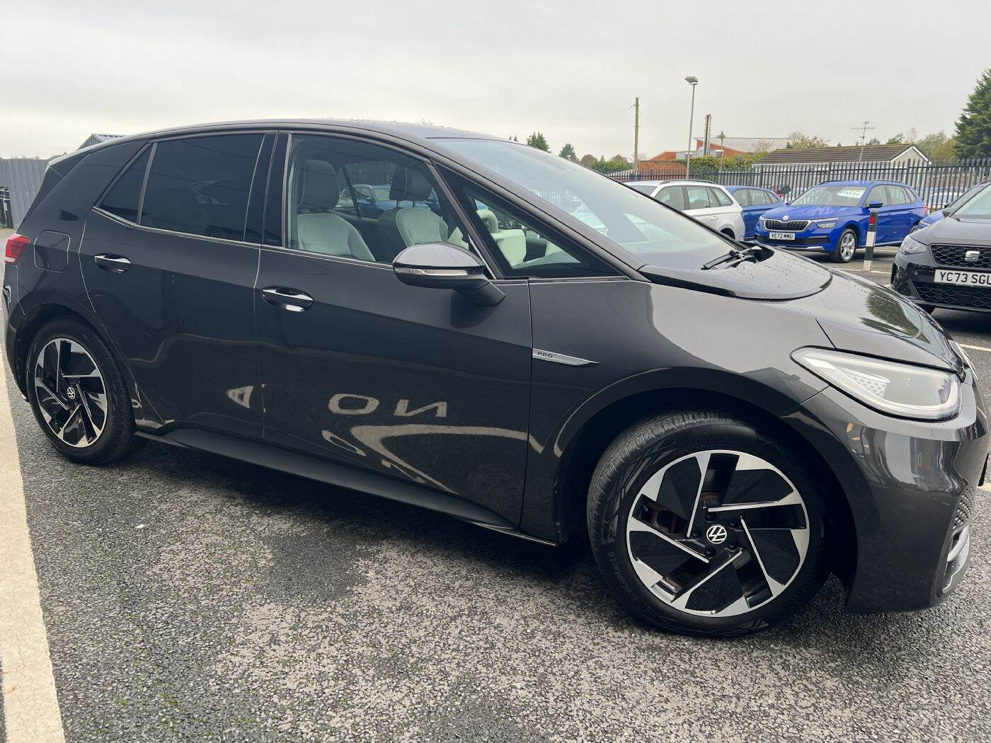 May 2021 Volkswagen ID.3 150kW Family Pro Performance 58kWh 5dr Auto