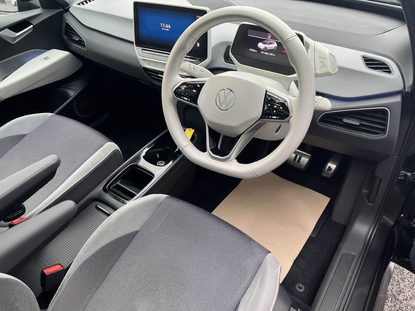 May 2021 Volkswagen ID.3 150kW Family Pro Performance 58kWh 5dr Auto