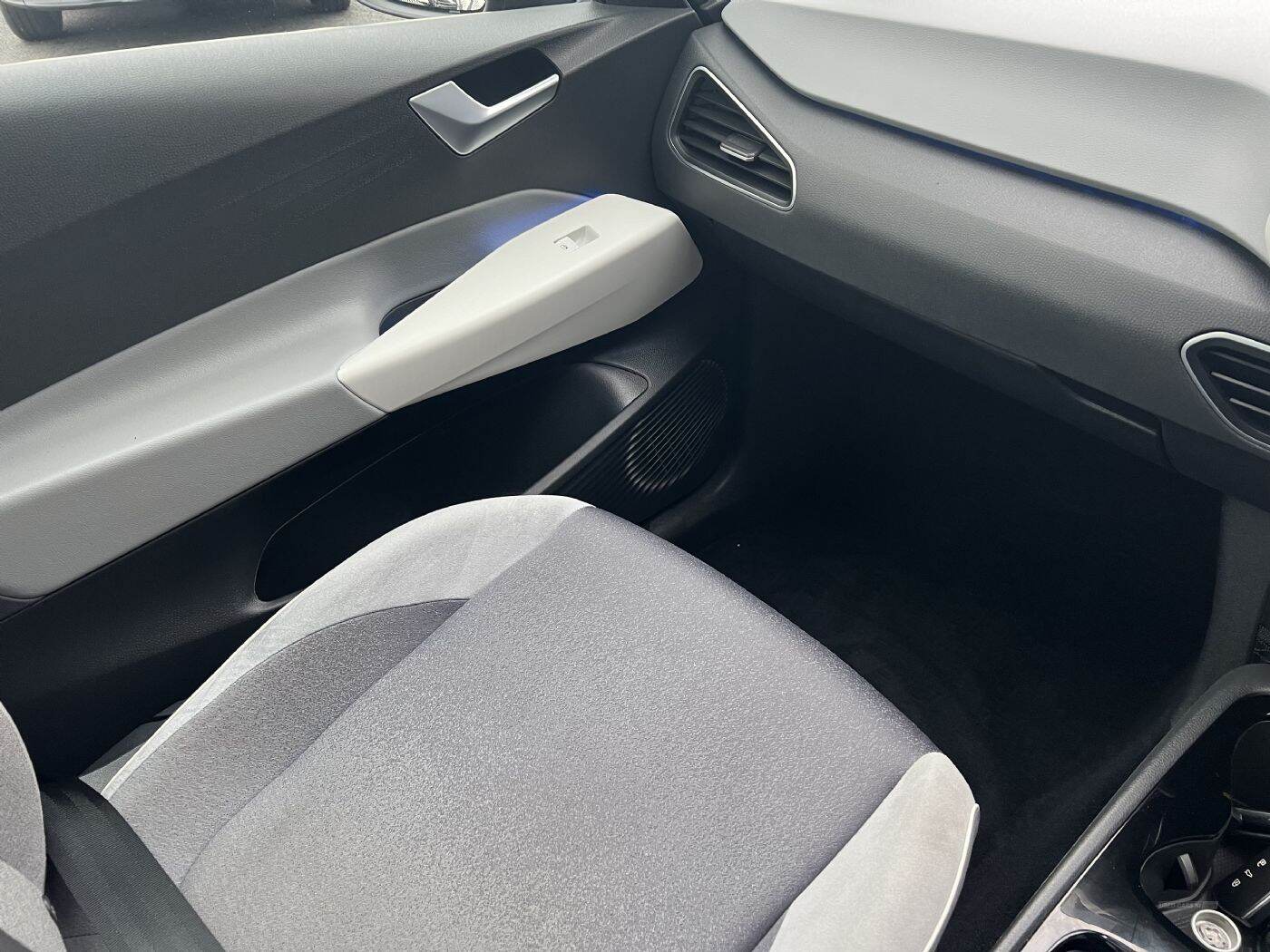 May 2021 Volkswagen ID.3 150kW Family Pro Performance 58kWh 5dr Auto
