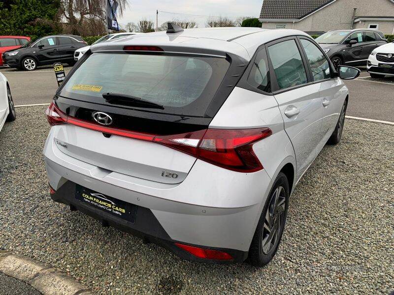Sep 2021 Hyundai i20 1.0T GDi 48V MHD SE Connect 5dr