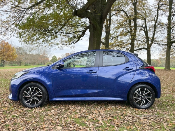 Toyota Yaris HATCHBACK in Armagh