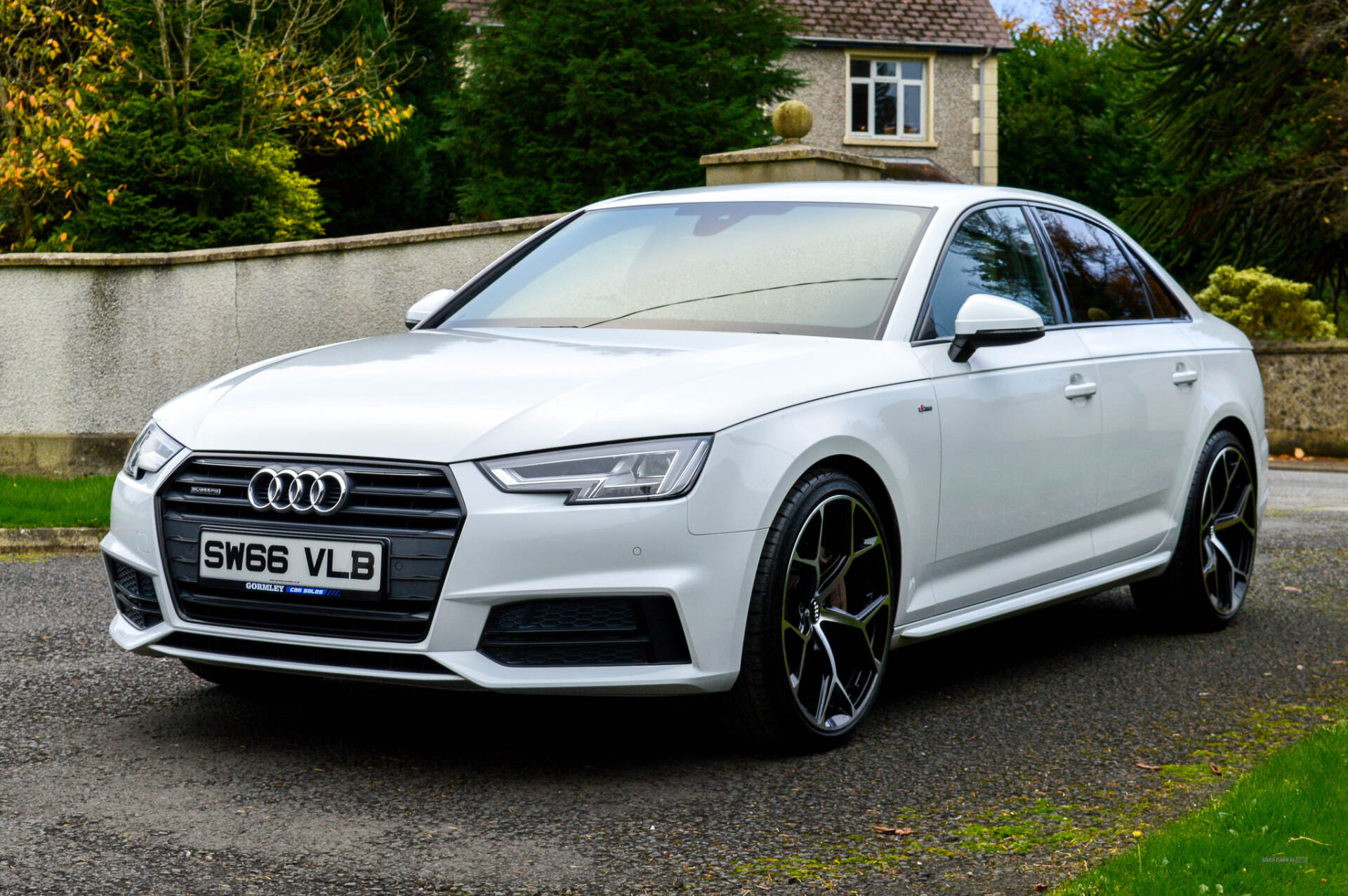 Audi A4 DIESEL SALOON in Derry / Londonderry