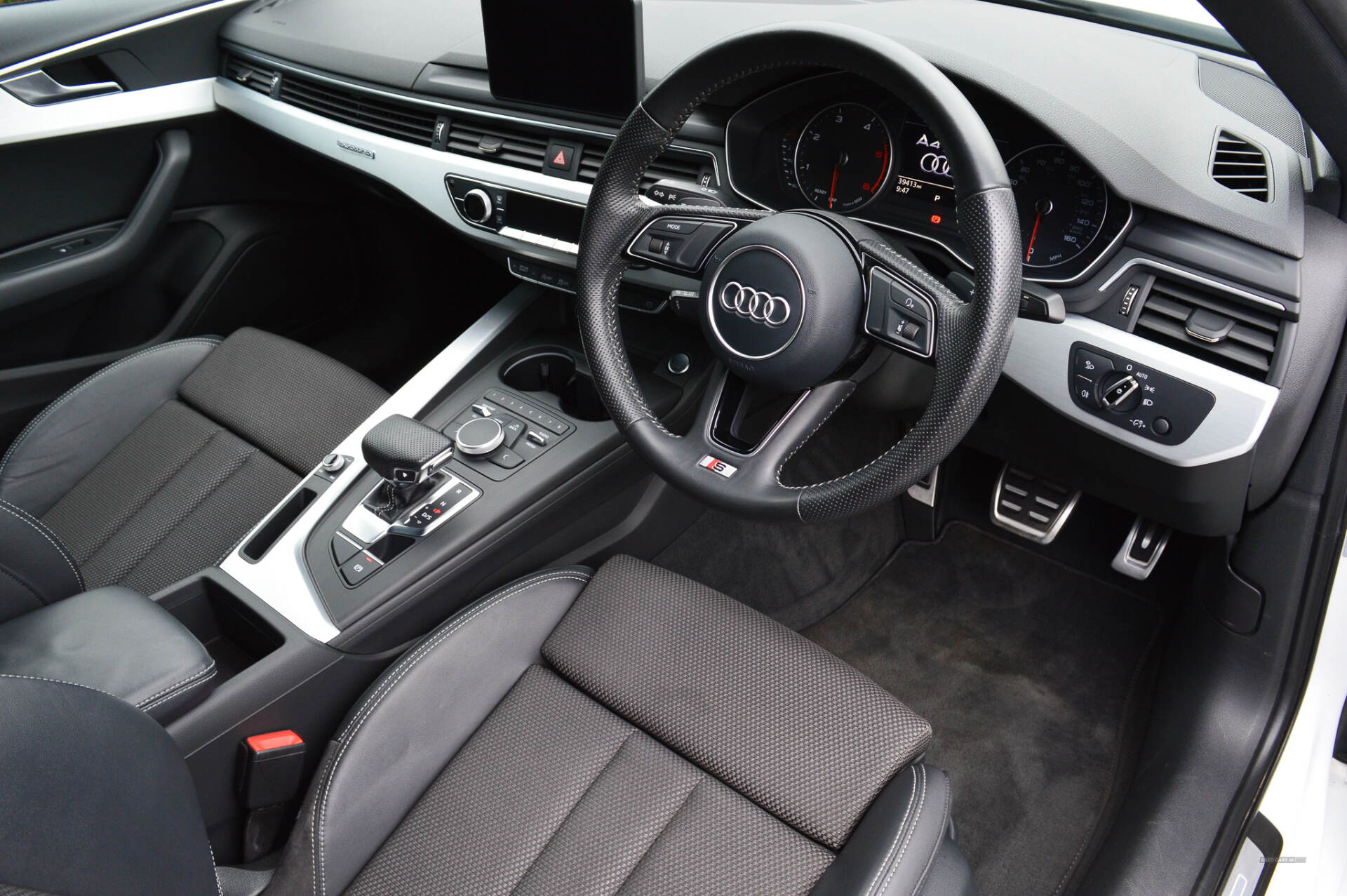 Audi A4 DIESEL SALOON in Derry / Londonderry