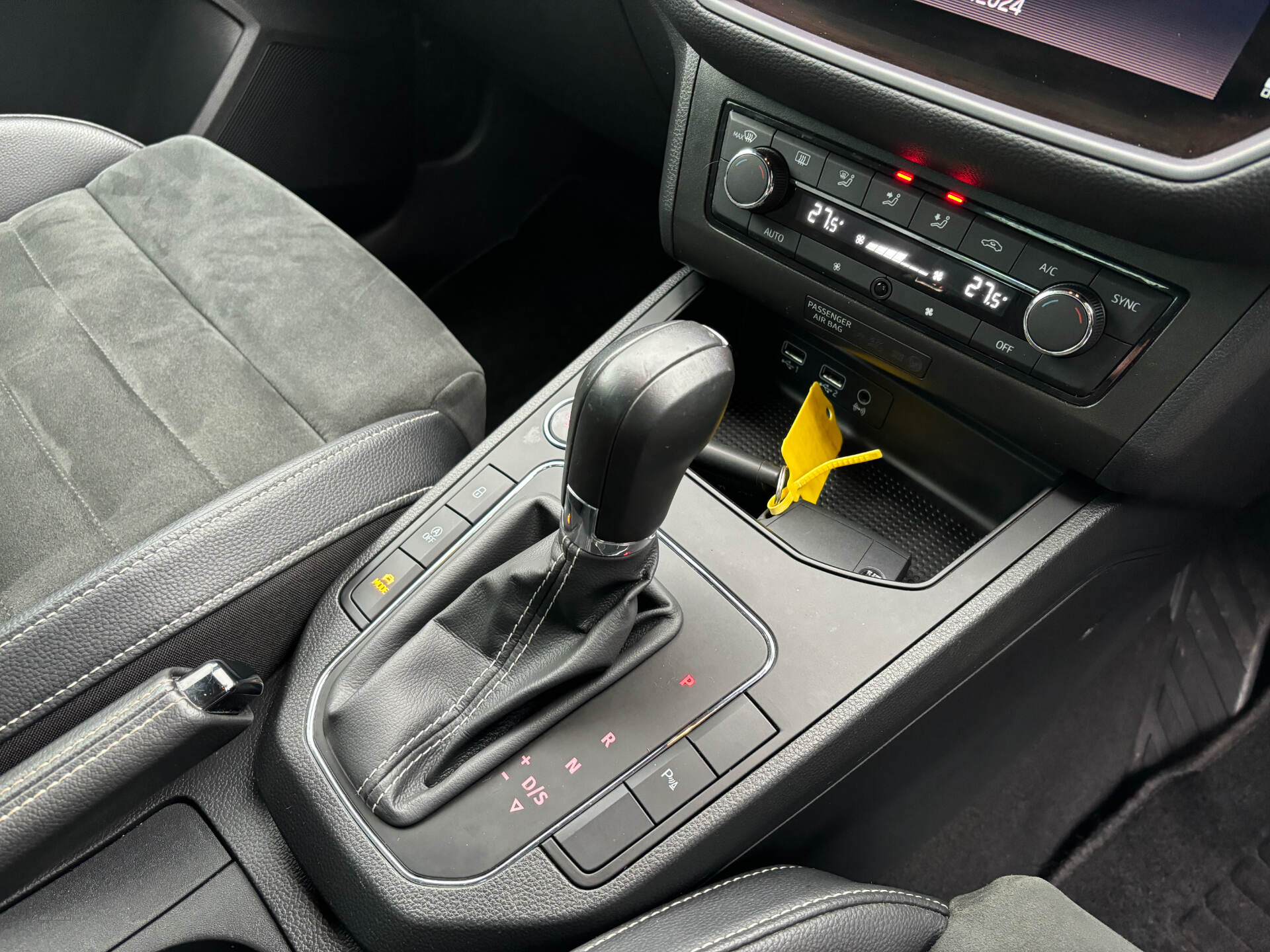Seat Ibiza HATCHBACK in Down
