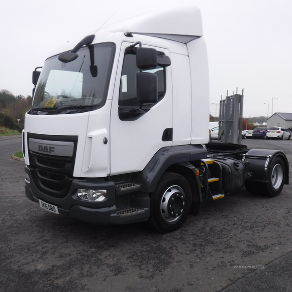 Daf LF55-220 Urban Tractor Unit with air suspension in Down