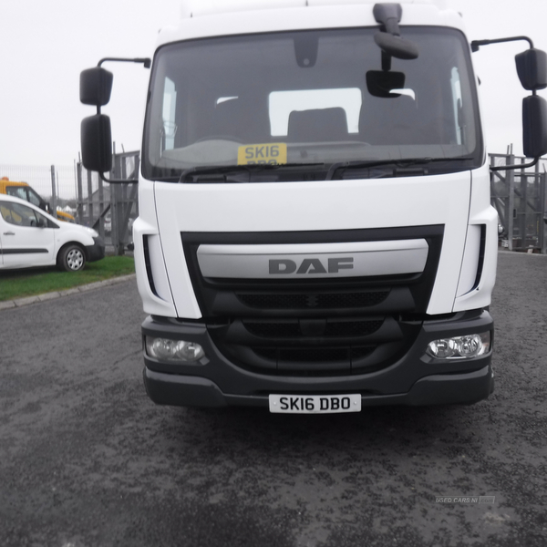 Daf LF55-220 Urban Tractor Unit with air suspension in Down