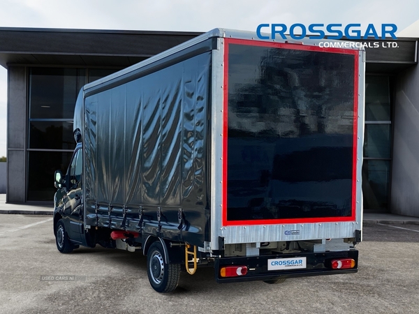 Renault MASTER CURTAIN SIDE in Down