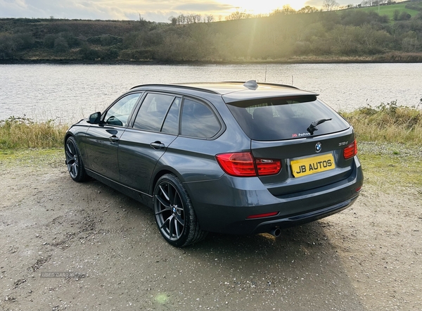 BMW 3 Series DIESEL TOURING in Derry / Londonderry