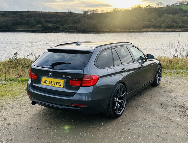 BMW 3 Series DIESEL TOURING in Derry / Londonderry