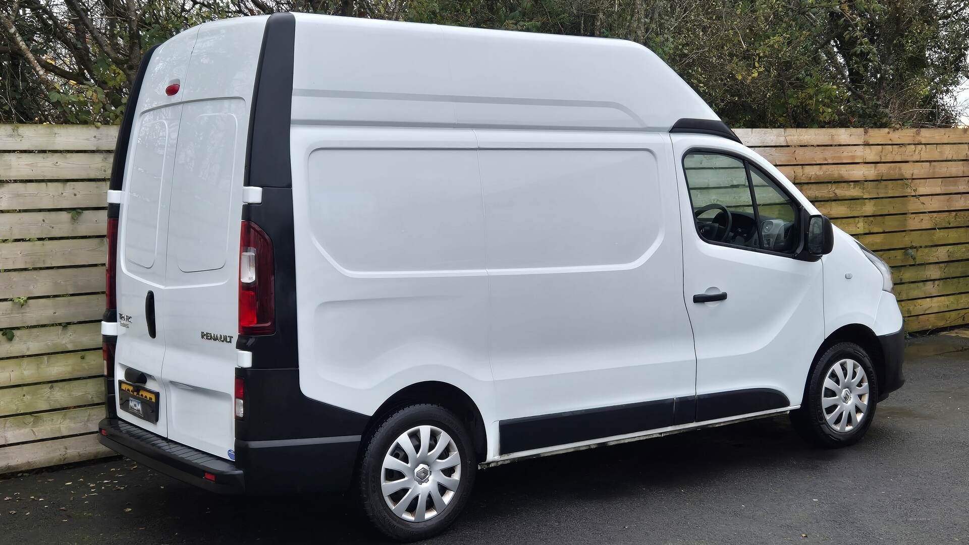 Renault Trafic SWB DIESEL in Antrim