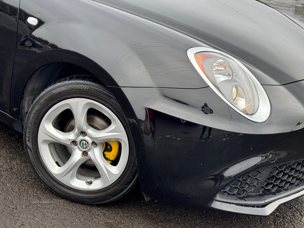 Alfa Romeo MiTo HATCHBACK in Down