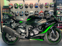 Kawasaki Ninja 2025 KAWASAKI ZX6R IN METALLIC SPARK BLACK in Derry / Londonderry