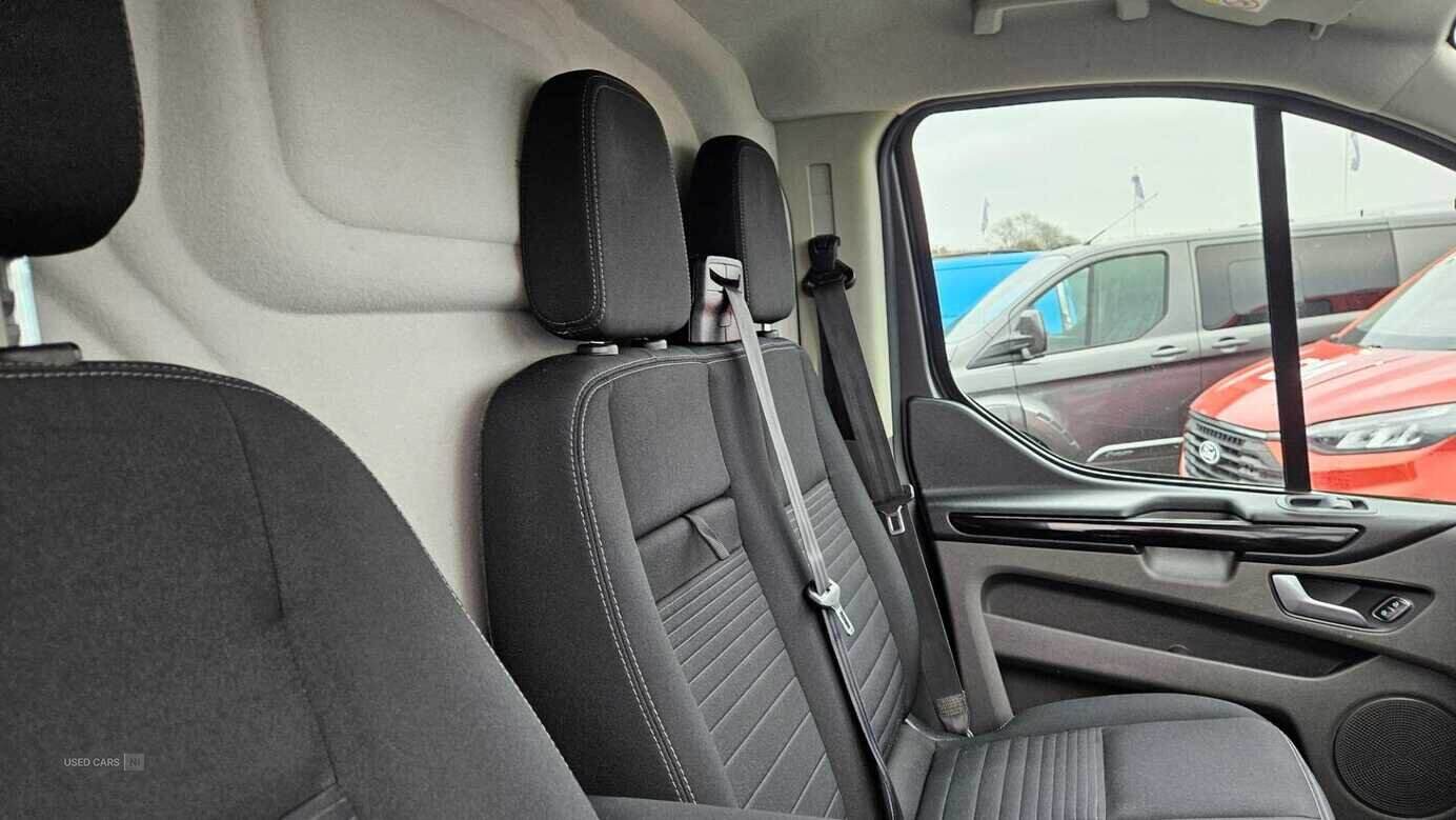 2022 Ford Transit Custom