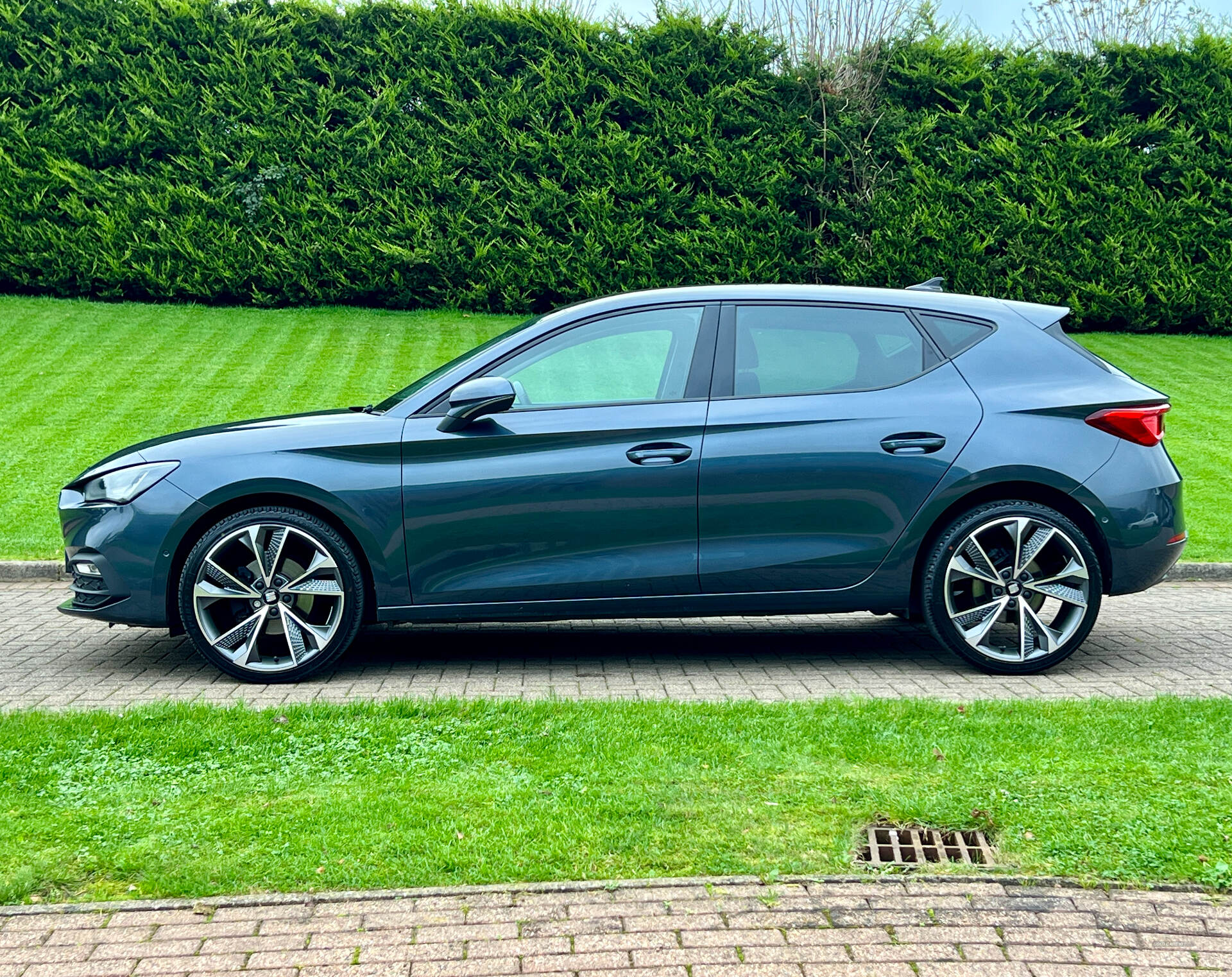 Jun 2021 Seat Leon 2.0 TDI SE Dynamic 5dr