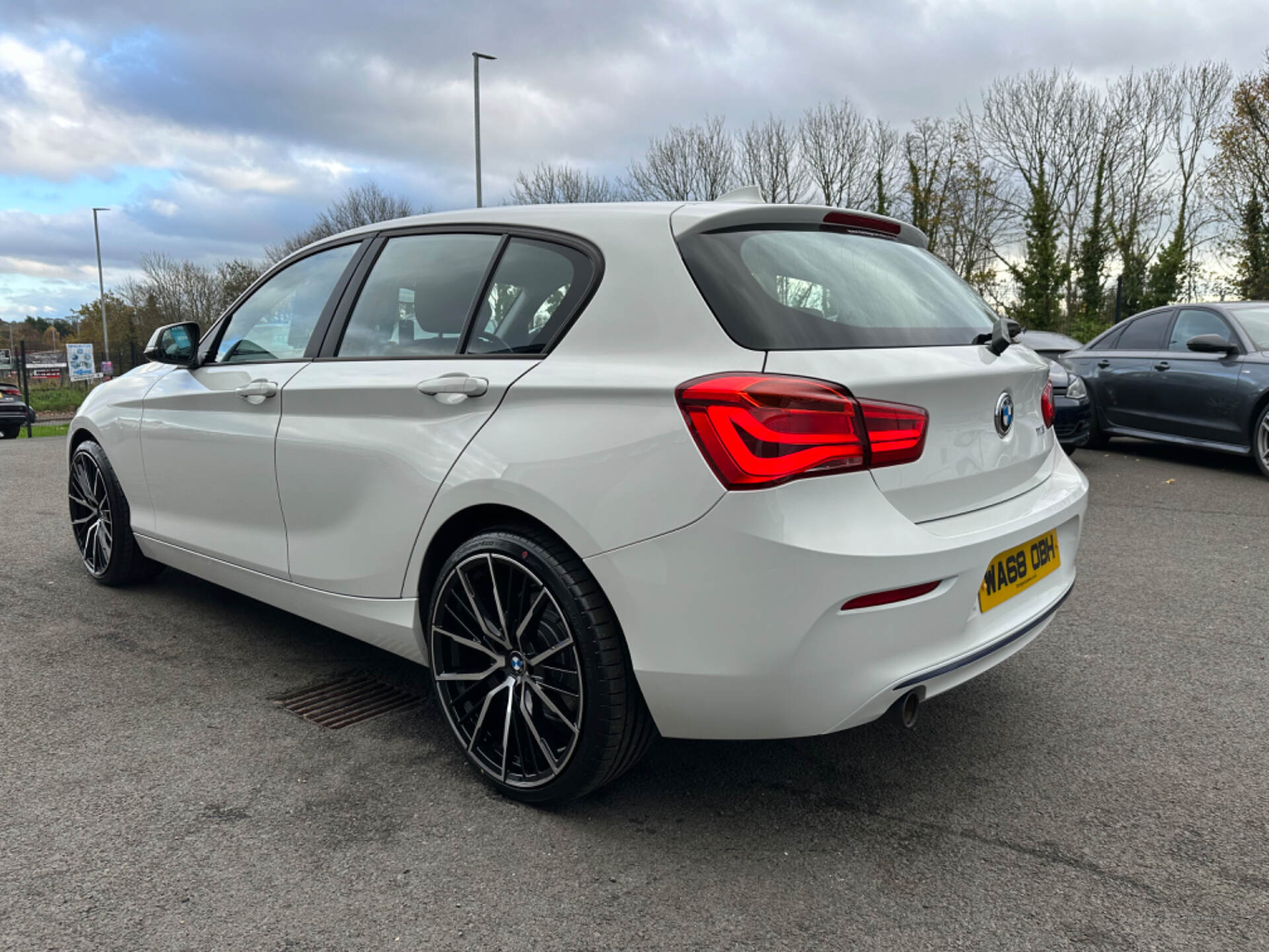 Nov 2018 BMW 1 Series 118i [1.5] Sport 5dr [Nav/Servotronic] Step Auto