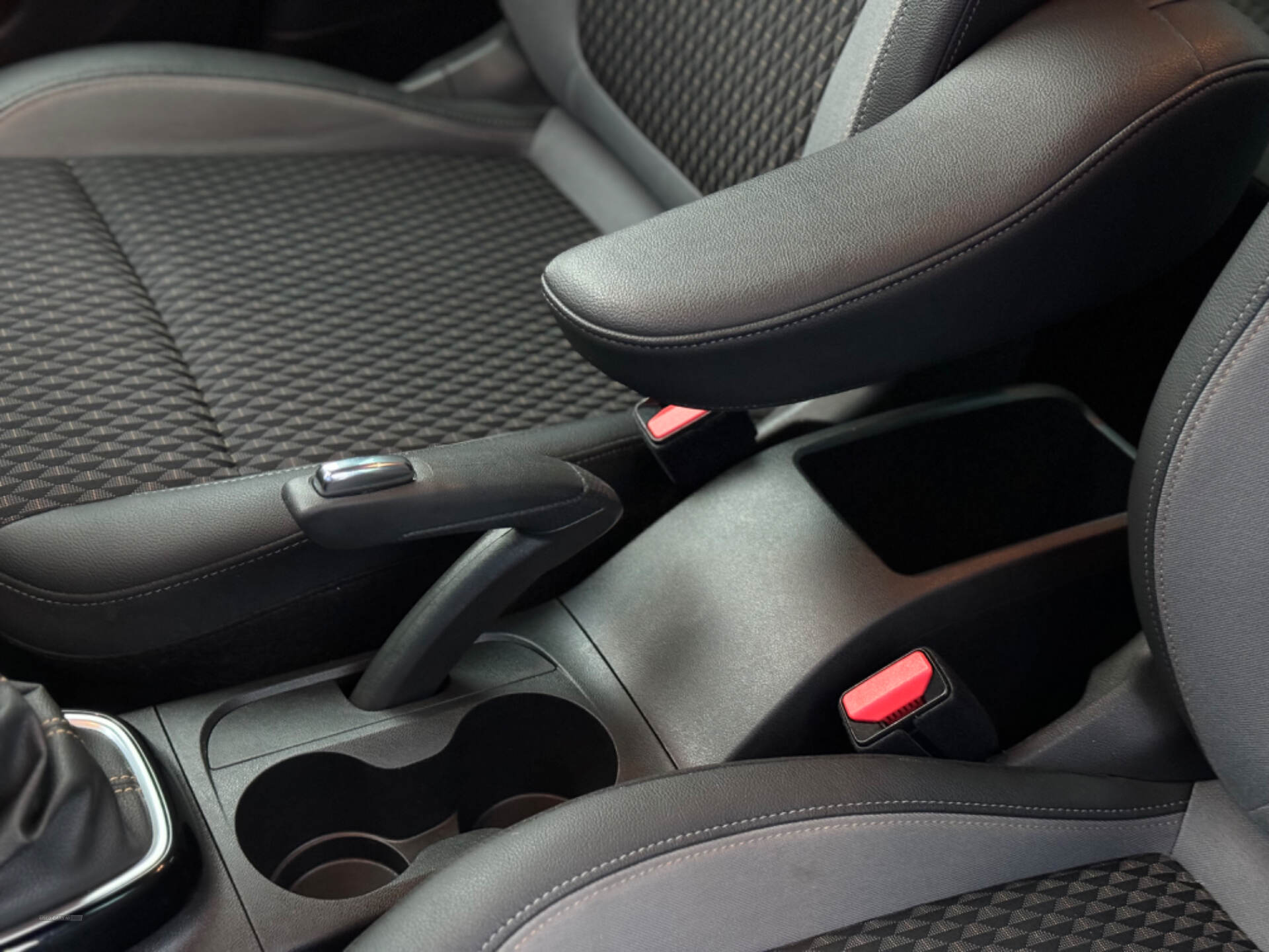 Feb 2020 Vauxhall Crossland X 1.2T [130] Elite 5dr [Start Stop]