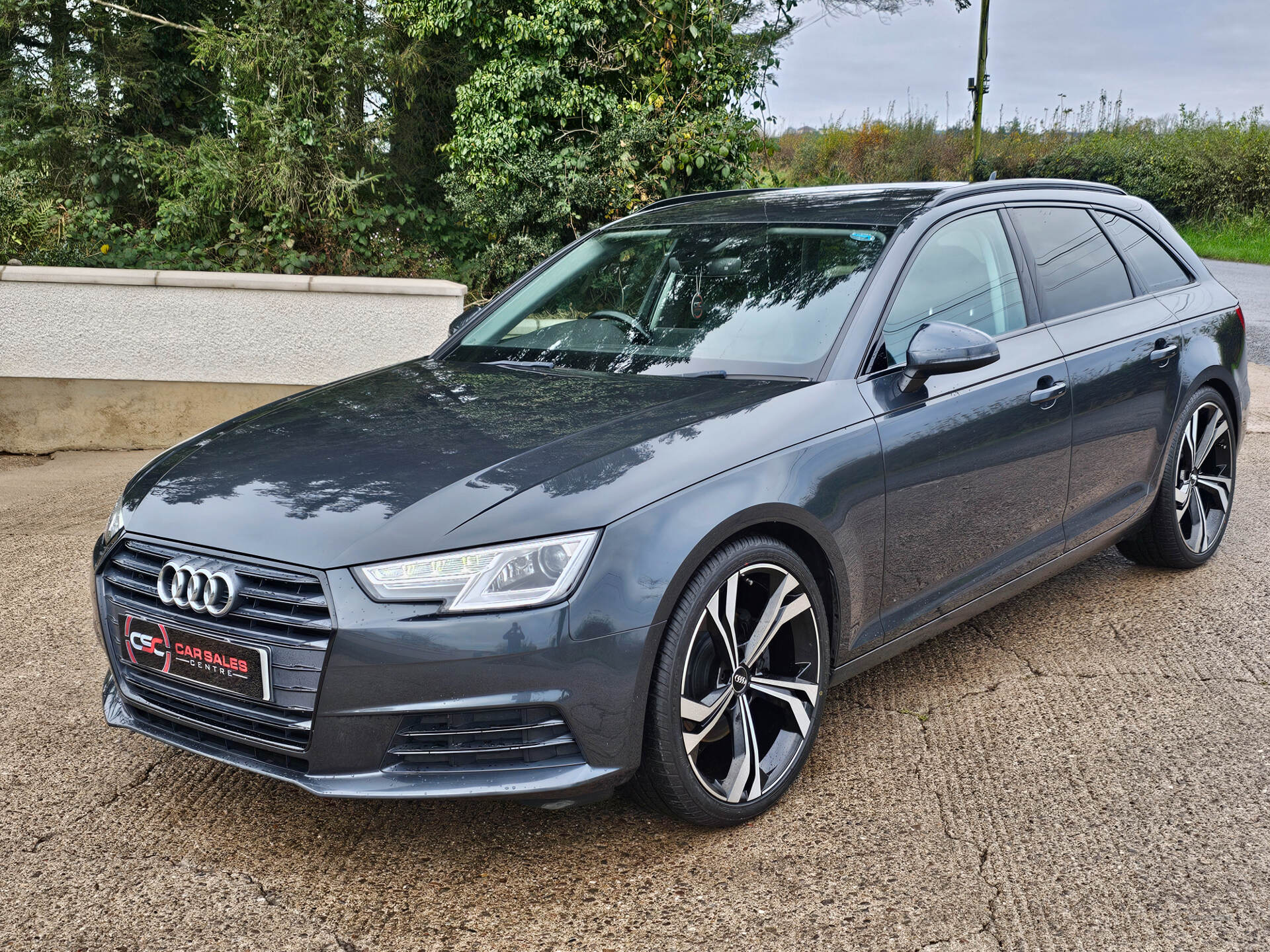 Audi A4 DIESEL AVANT in Tyrone