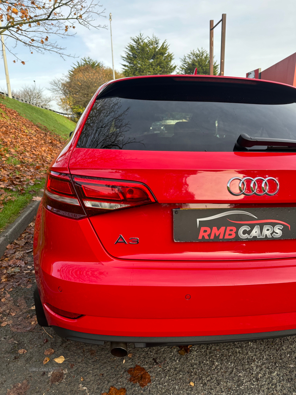 Audi A3 DIESEL SPORTBACK in Down