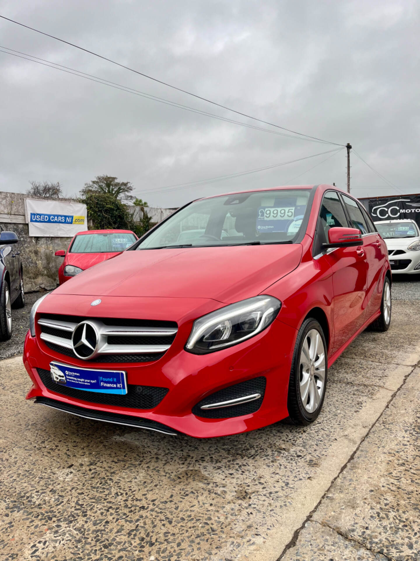 Mercedes B-Class HATCHBACK in Down