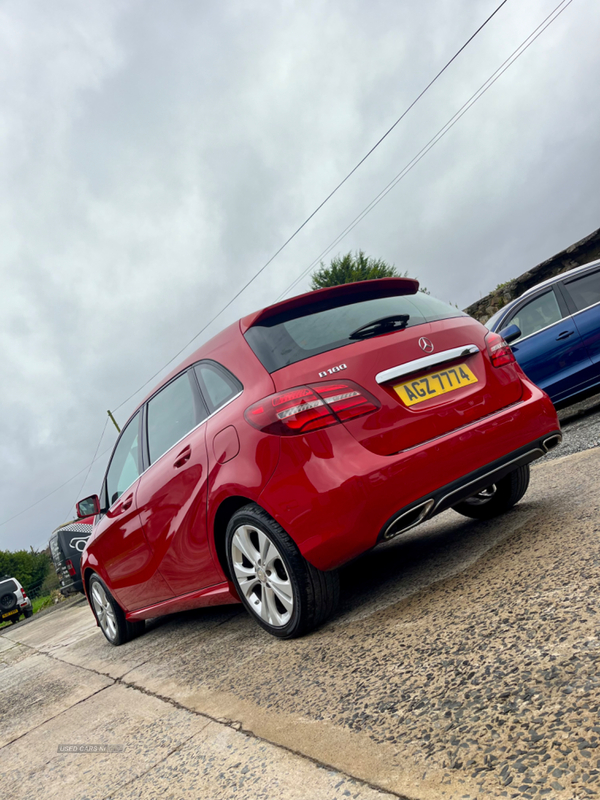 Mercedes B-Class HATCHBACK in Down