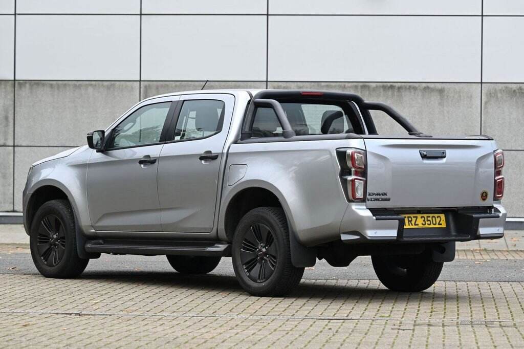 May 2022 Isuzu D-Max 1.9 V-Cross Double Cab 4x4 Auto