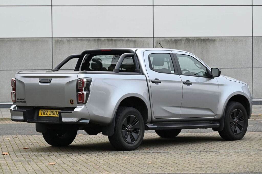 May 2022 Isuzu D-Max 1.9 V-Cross Double Cab 4x4 Auto