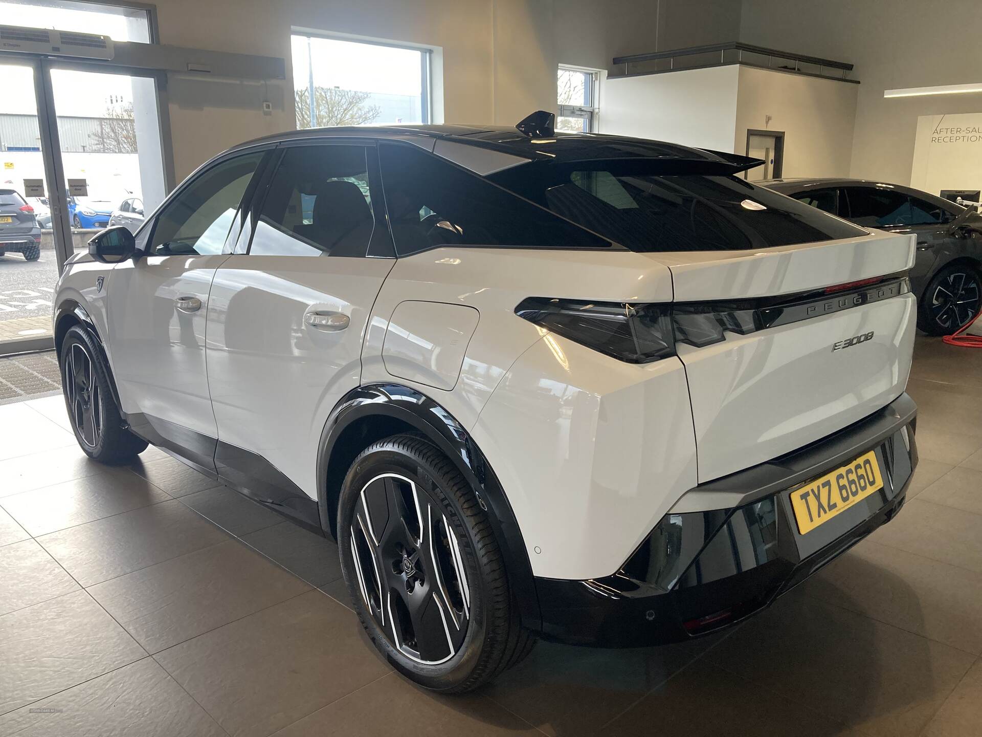 Jun 2024 Peugeot 3008 157kW GT 73kWh 5dr Auto