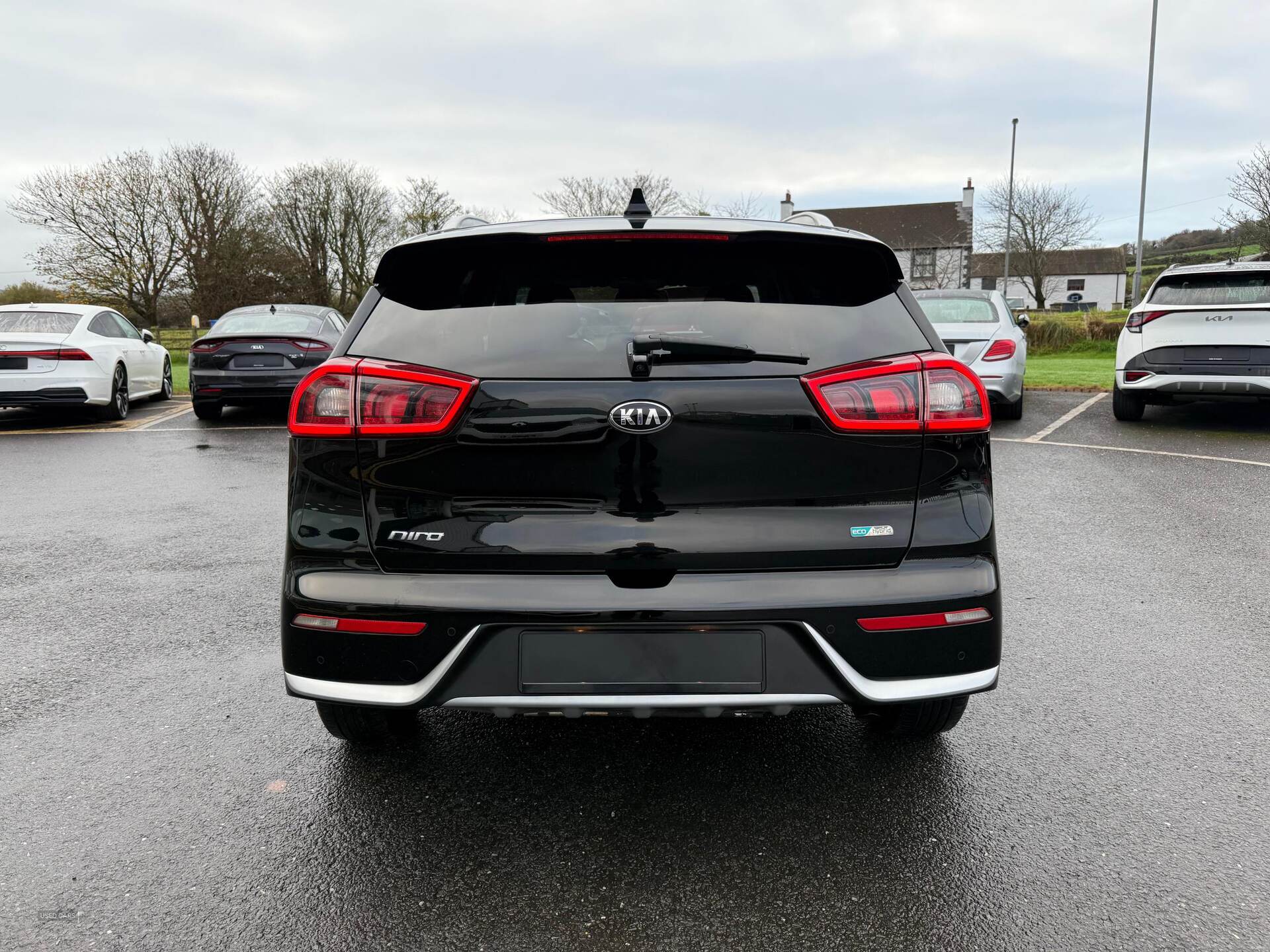 Jan 2017 Kia Niro 1.6 GDi Hybrid 2 5dr DCT