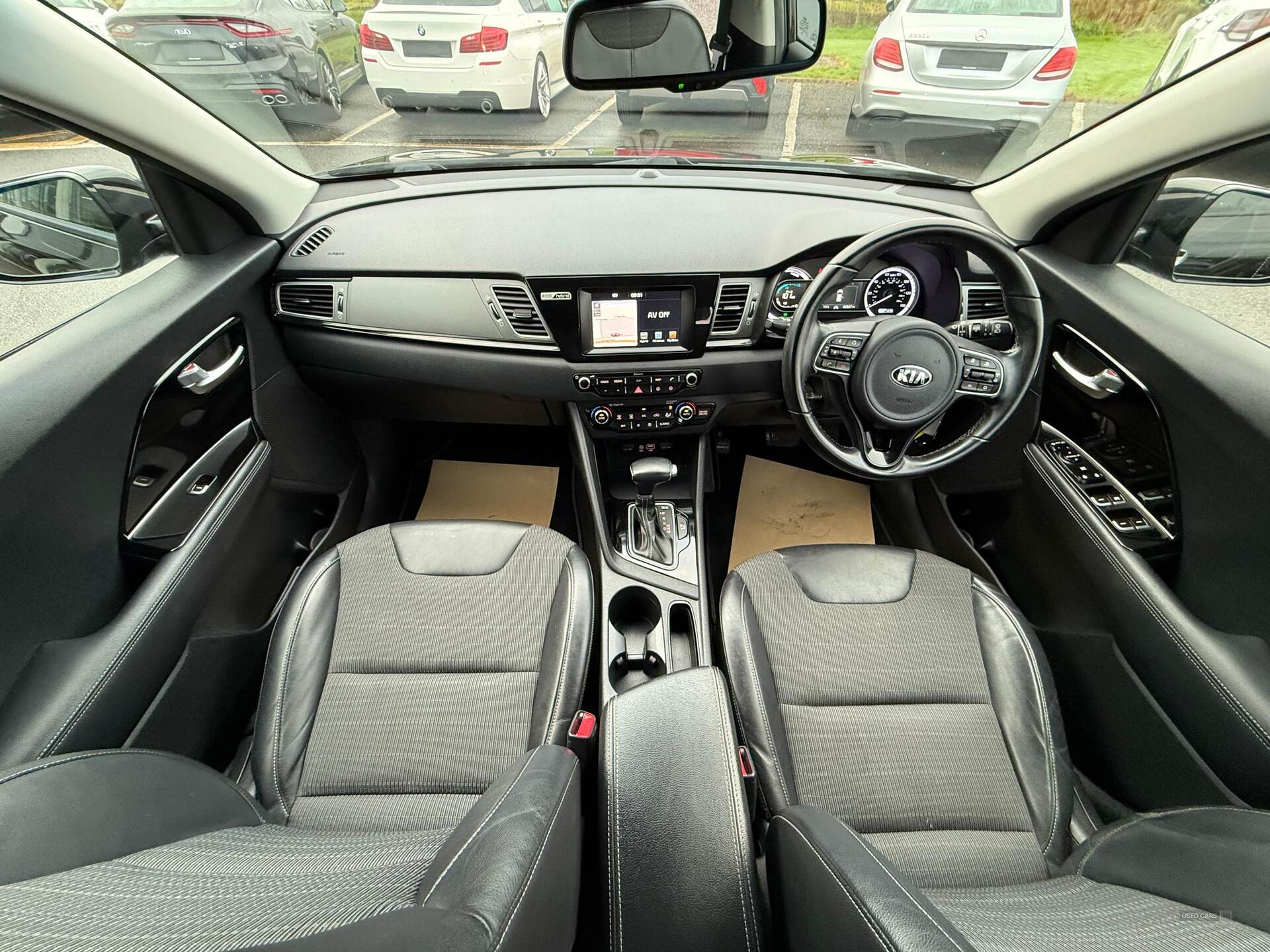 Jan 2017 Kia Niro 1.6 GDi Hybrid 2 5dr DCT
