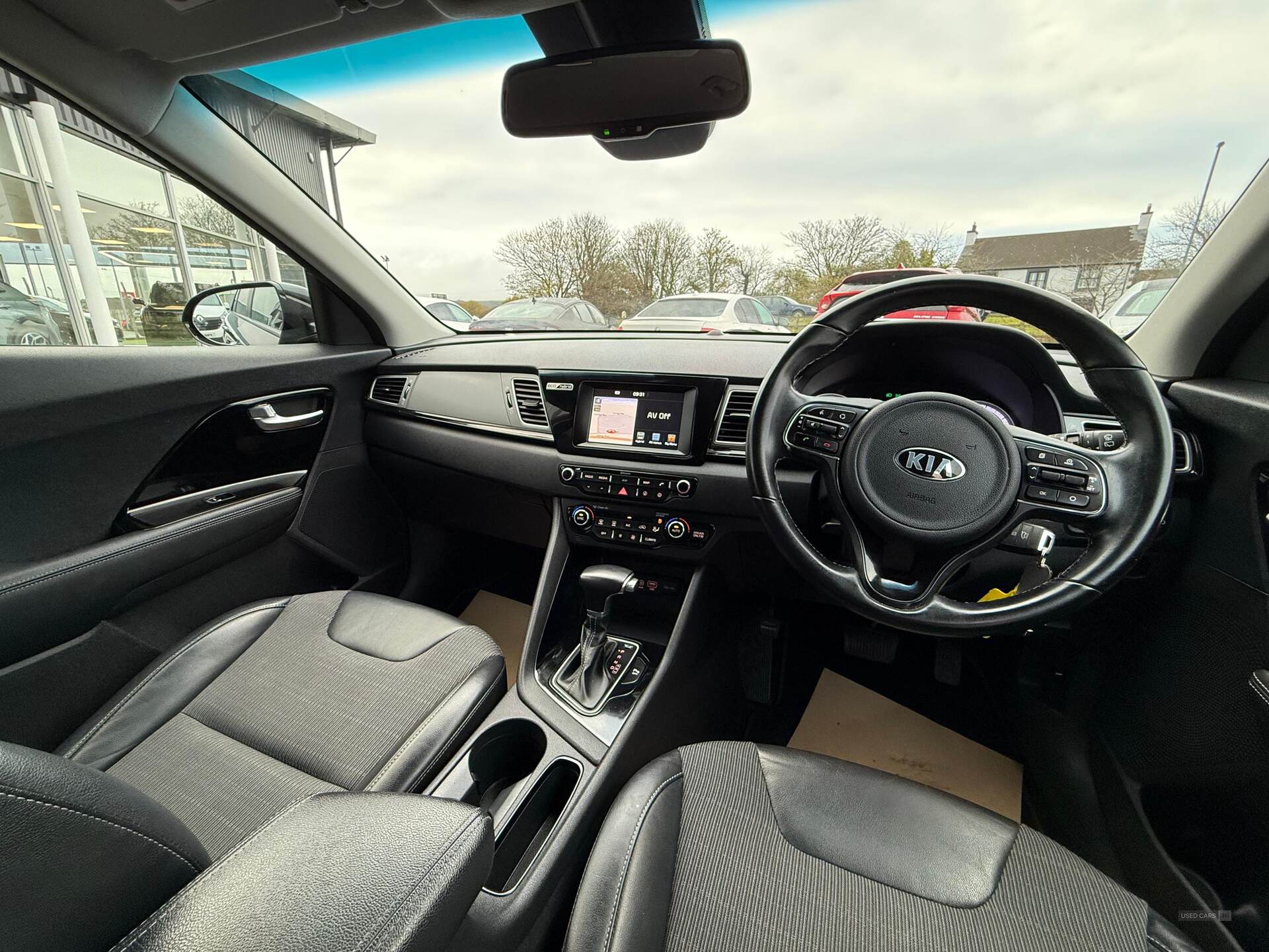 Jan 2017 Kia Niro 1.6 GDi Hybrid 2 5dr DCT