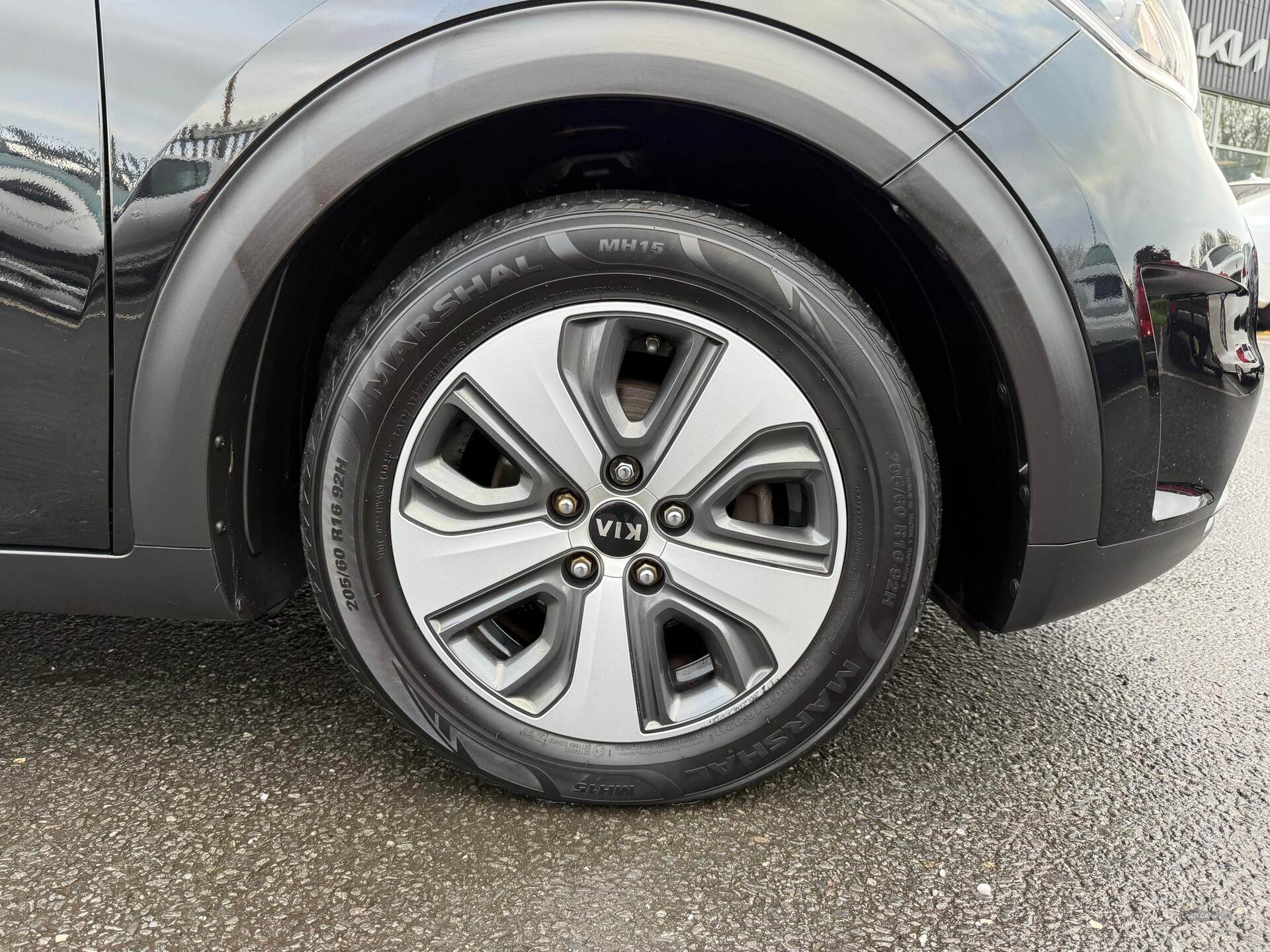 Jan 2017 Kia Niro 1.6 GDi Hybrid 2 5dr DCT
