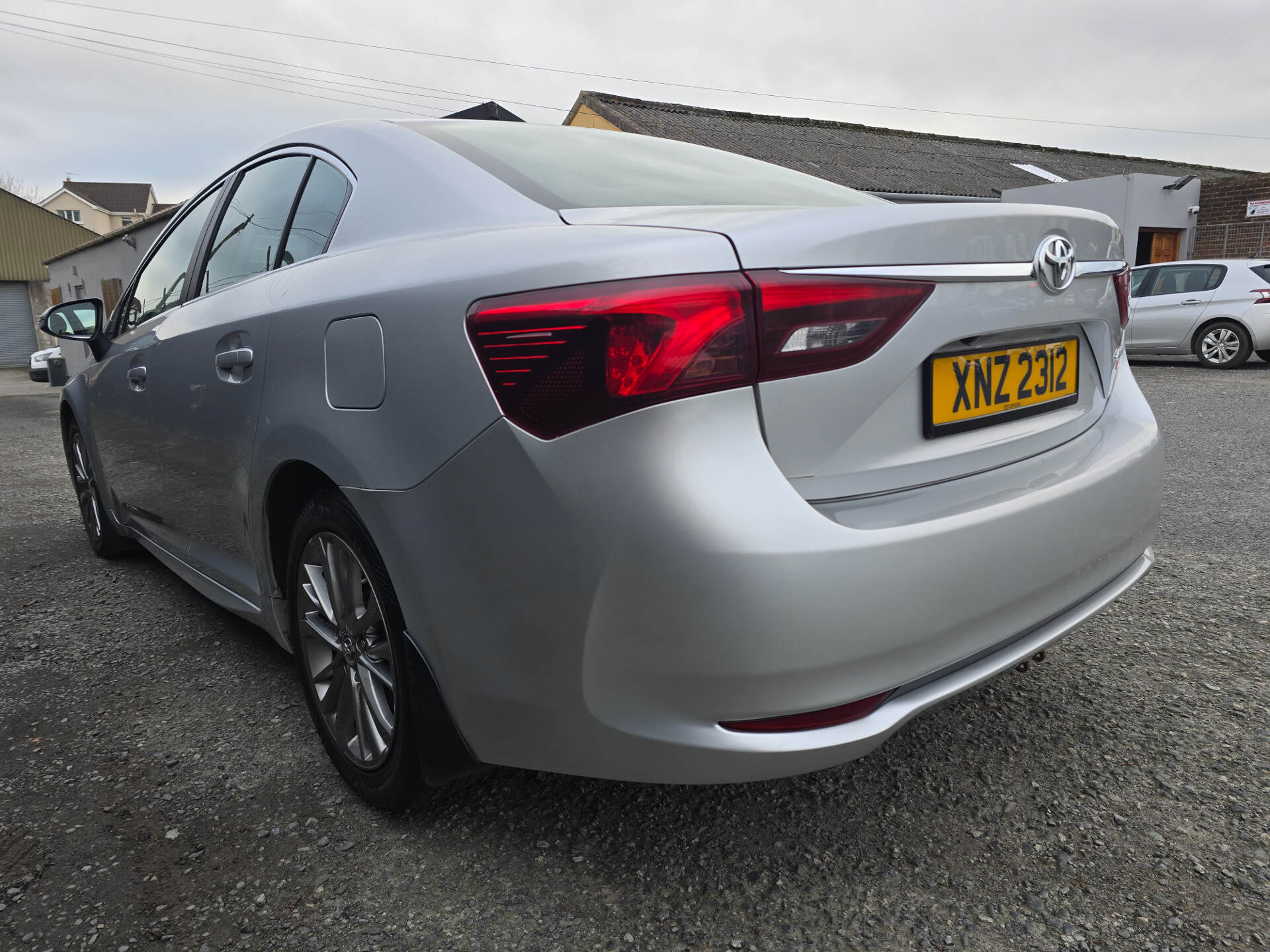 Toyota Avensis DIESEL SALOON in Down