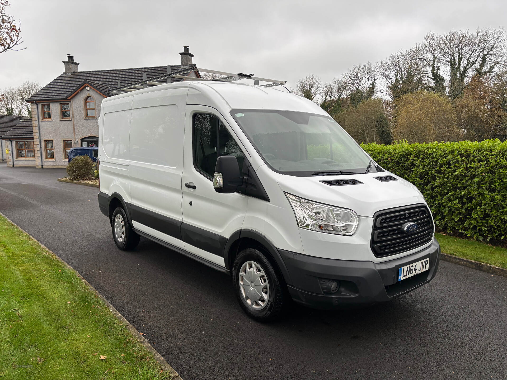 Ford Transit 350 L2 DIESEL FWD in Derry / Londonderry