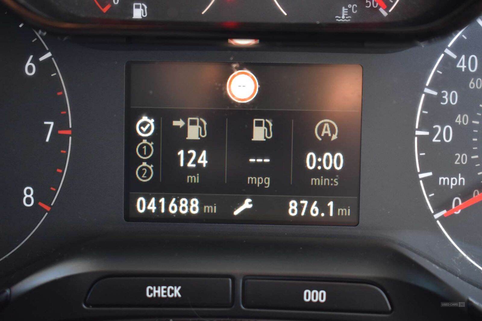 Mar 2021 Vauxhall Grandland X 1.5 Turbo D SRi Nav 5dr