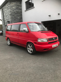 Volkswagen Caravelle SWB in Down